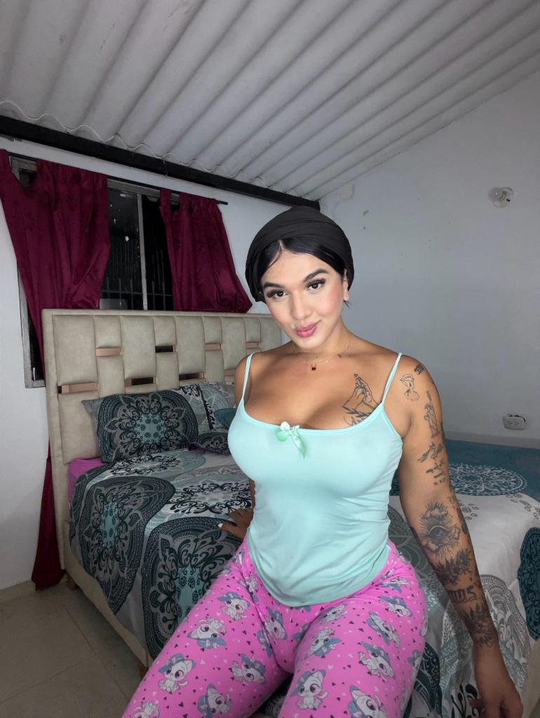 677725595: Travesti en Murcia