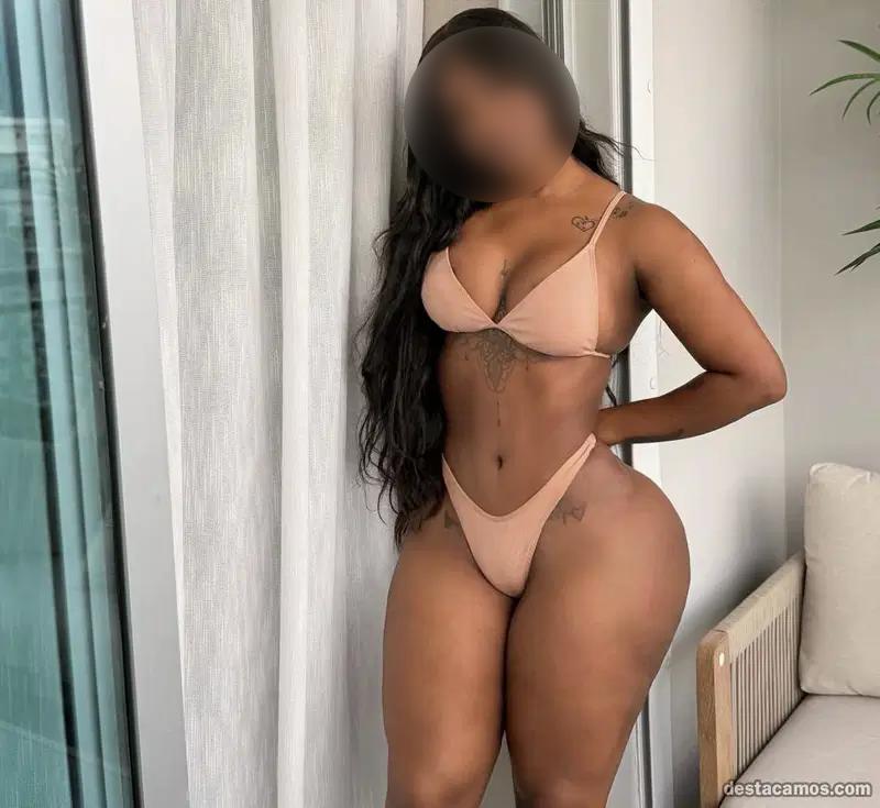 631669851: Chica busca chico en Barcelona