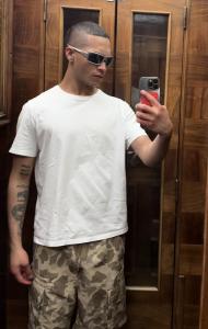 677127757: Chico busca chica en Madrid