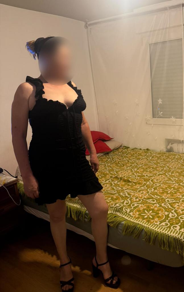 Chica busca chico en Cantabria: 