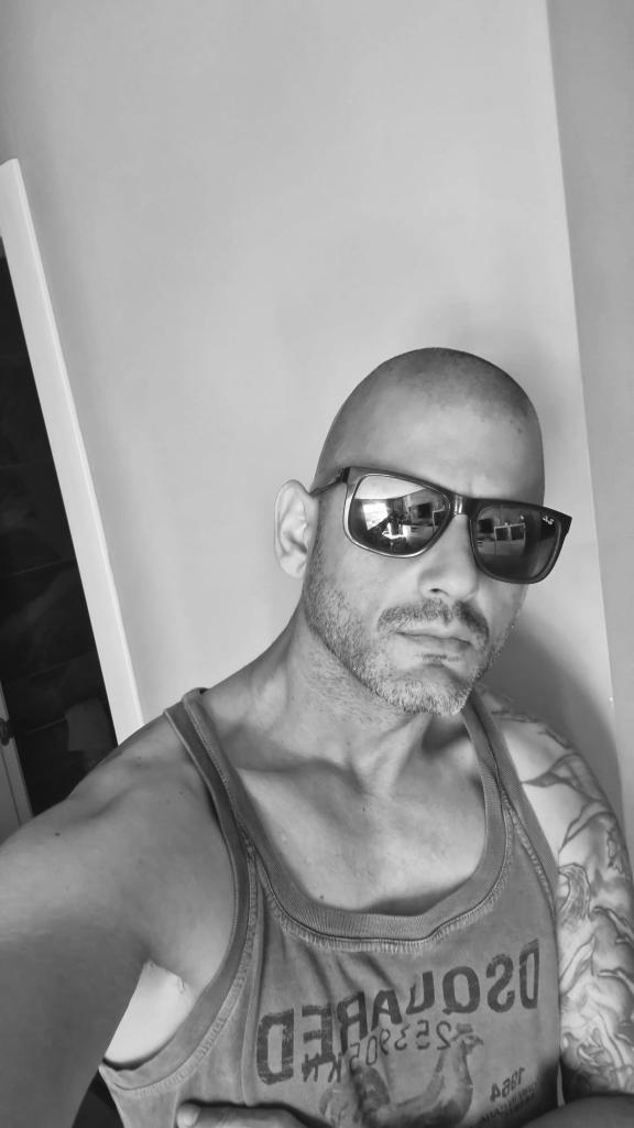 Chica busca chico en Mallorca: 