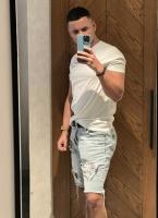 643707252: Chico busca chica en Madrid