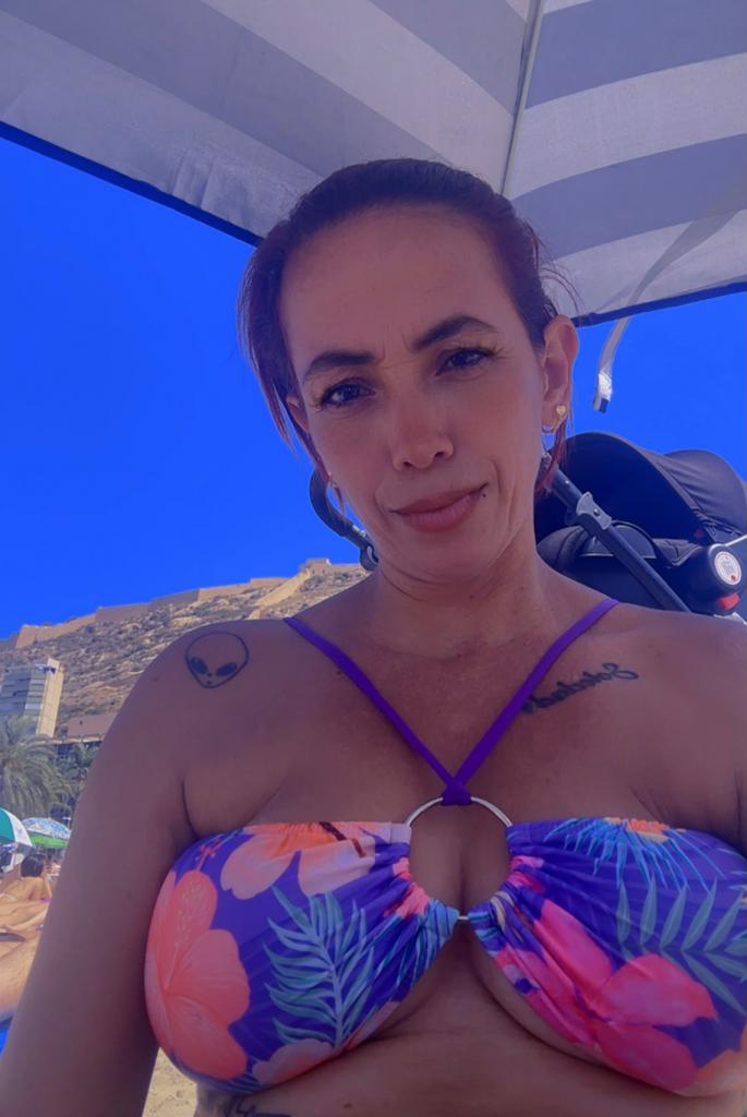 Chica busca chico en Alicante: 