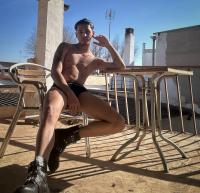 600029977: Chico busca chica en Ibiza