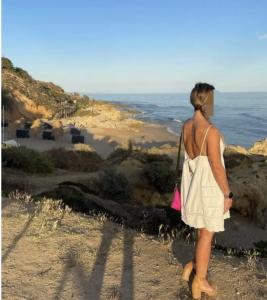 613362376: Chica busca chico en Alicante