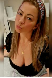 614754830: Chica busca chico en La Coruña