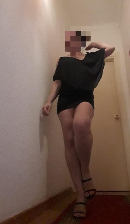 664541664: Chica busca chico en Barcelona