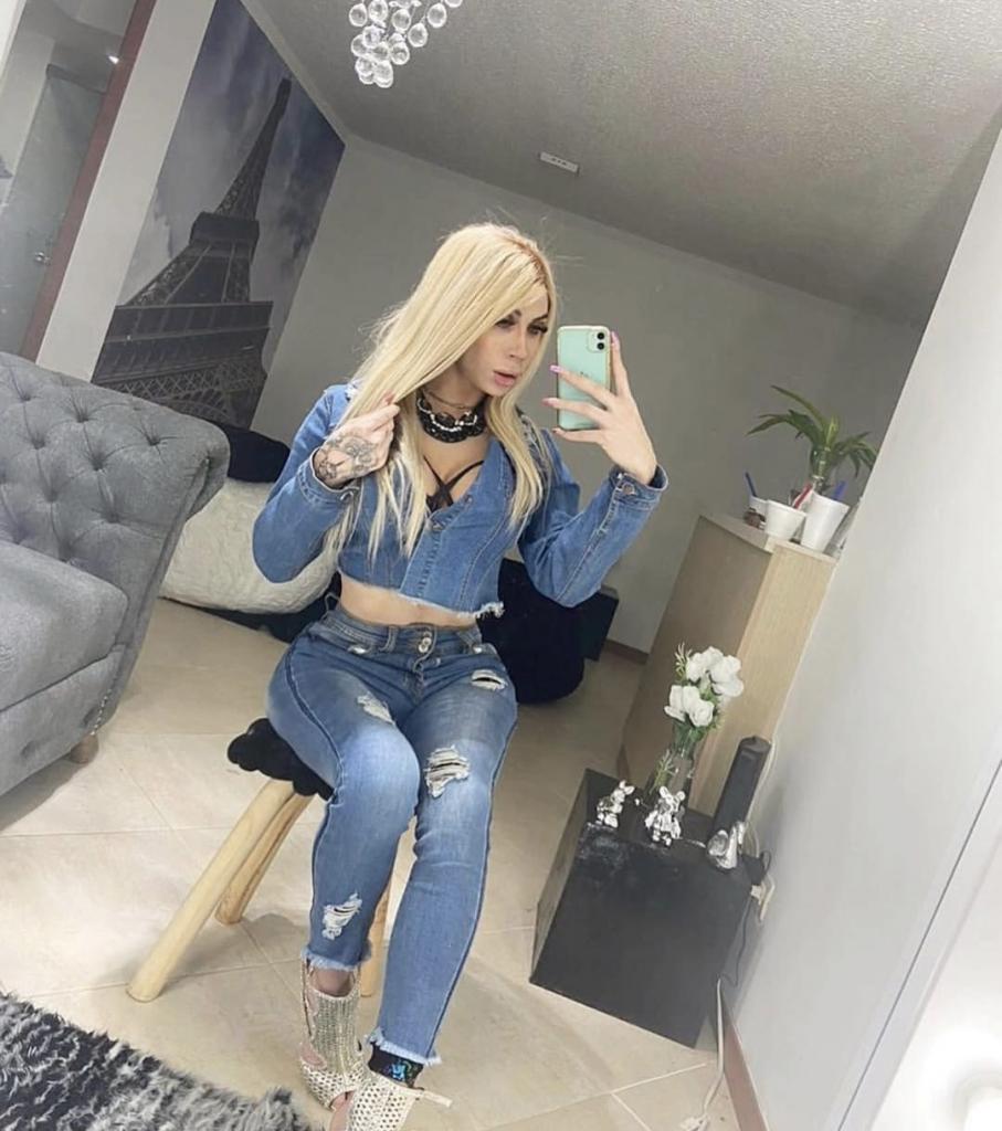 643668420: Travesti en Barcelona