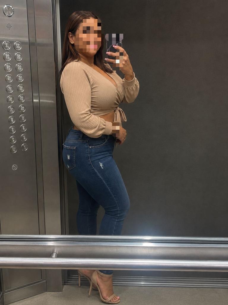 743035296: Chica busca chico en Valladolid