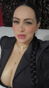 663338682: Chica busca chico en Barcelona