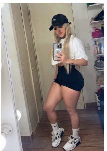 675038269: Chica busca chico en La Coruña