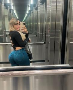 675038269: Chica busca chico en La Coruña