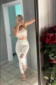 615454865: Chica busca chico en Barcelona