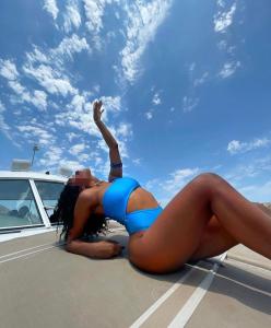 624193290: Chica busca chico en Barcelona