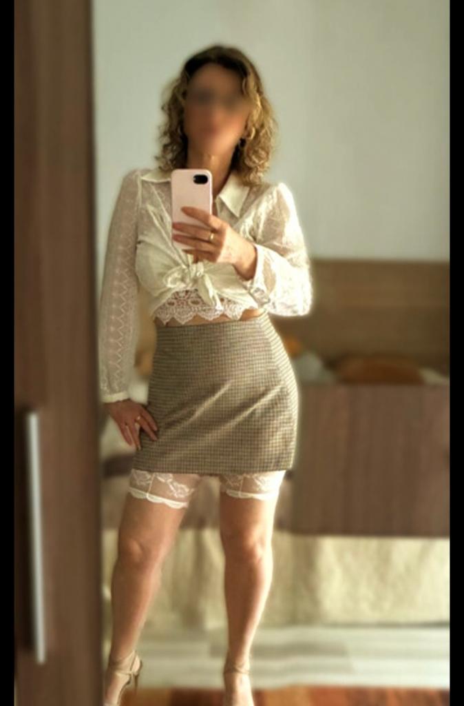 604229813: Chica busca chico en Madrid