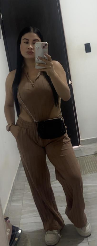672598918: Chica busca chico en Mallorca