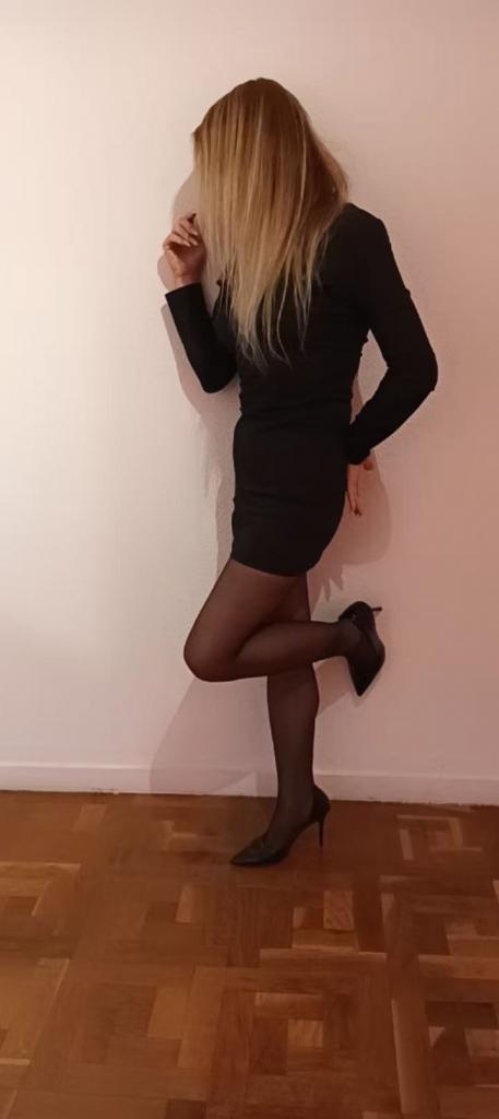 722535888: Chica busca chico en Navarra