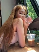 647138688: Chica busca chico en Barcelona