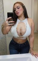 663338682: Chica busca chico en Barcelona