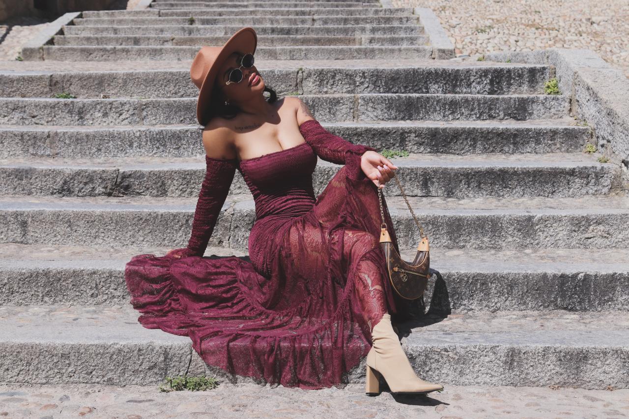 656787589: Chica busca chico en Málaga