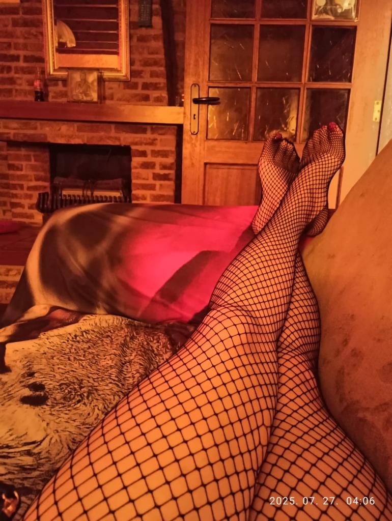 643035903: Chica busca chico en Alicante