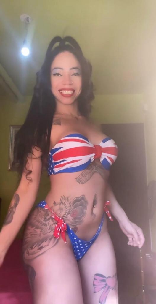 672829212: Travesti en La Coruña