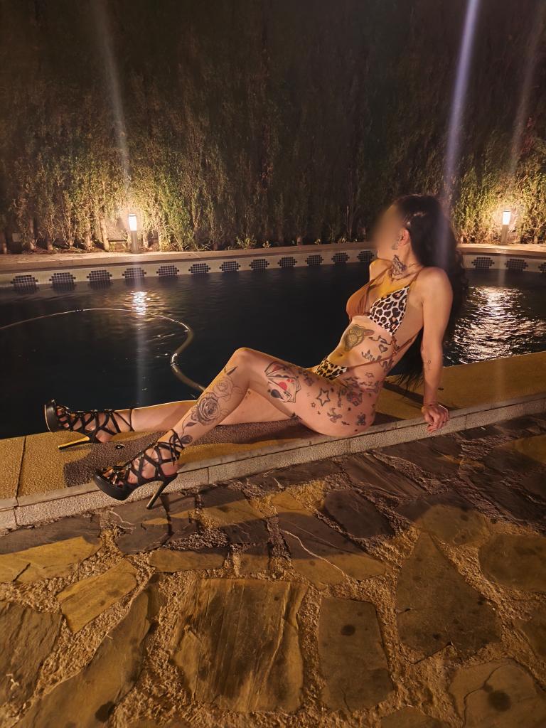 617043703: Chica busca chico en Granada