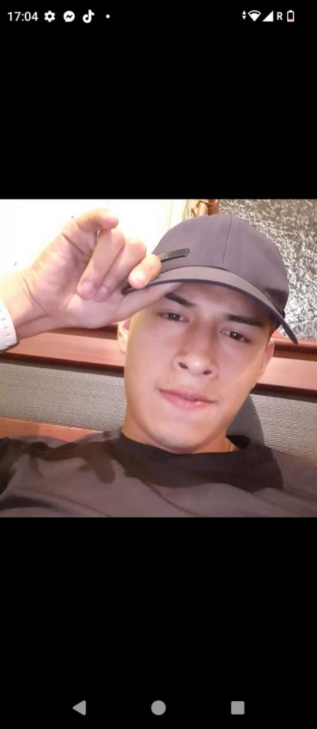 Chico busca chica en Barcelona: 