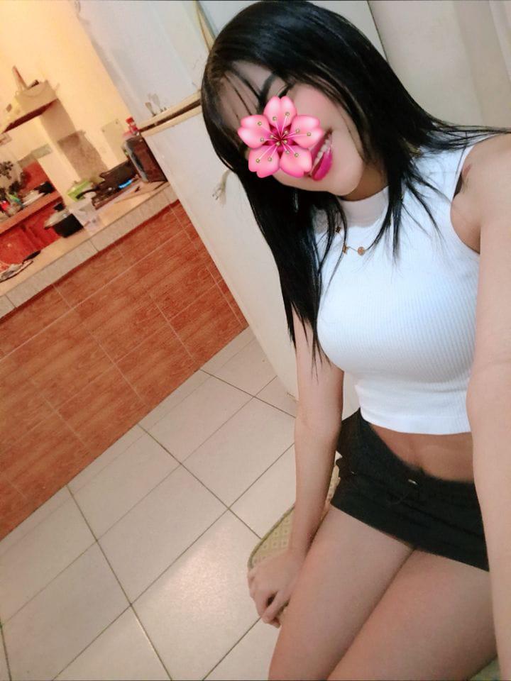 Chica busca chico en Cádiz: Chica busca chico