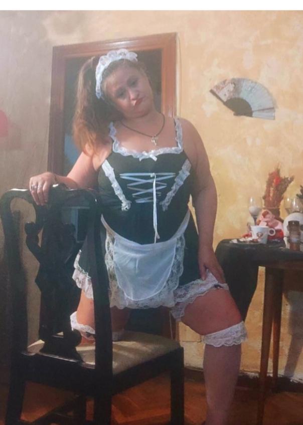 664574432: Chica busca chico en Madrid