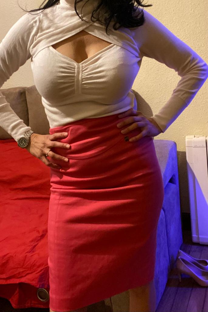 604110269: Chica busca chico en León