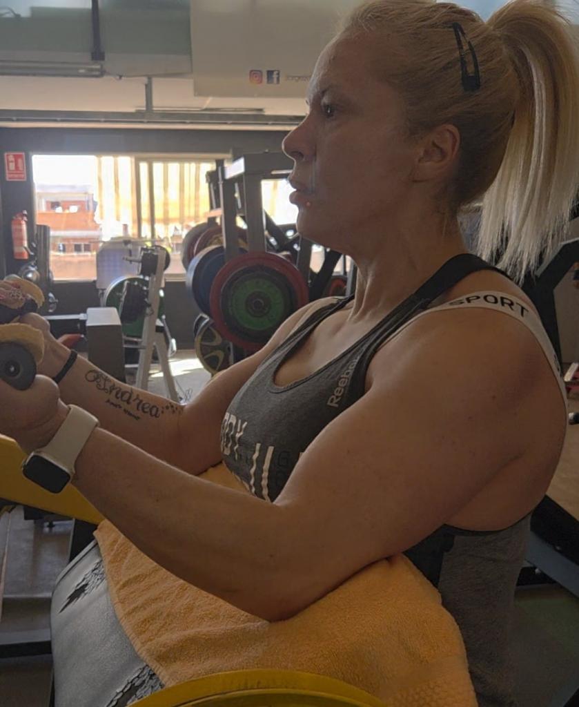 632778783: Chica busca chico en Murcia