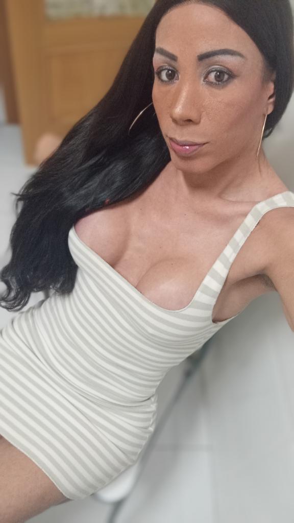 608562219: Travesti en La Coruña