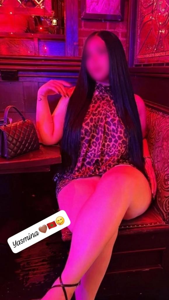 643479341: Chica busca chico en Badajoz
