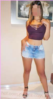 667423569: Chica busca chico en Madrid
