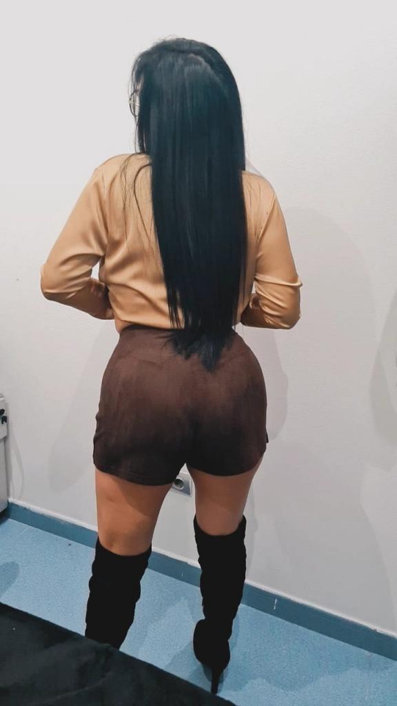 Chica busca chico en Barcelona: 