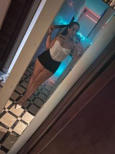 617492755: Chica busca chico en Málaga
