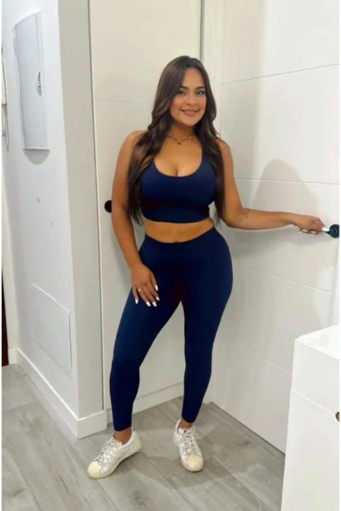 698950056: Chica busca chico en Cádiz