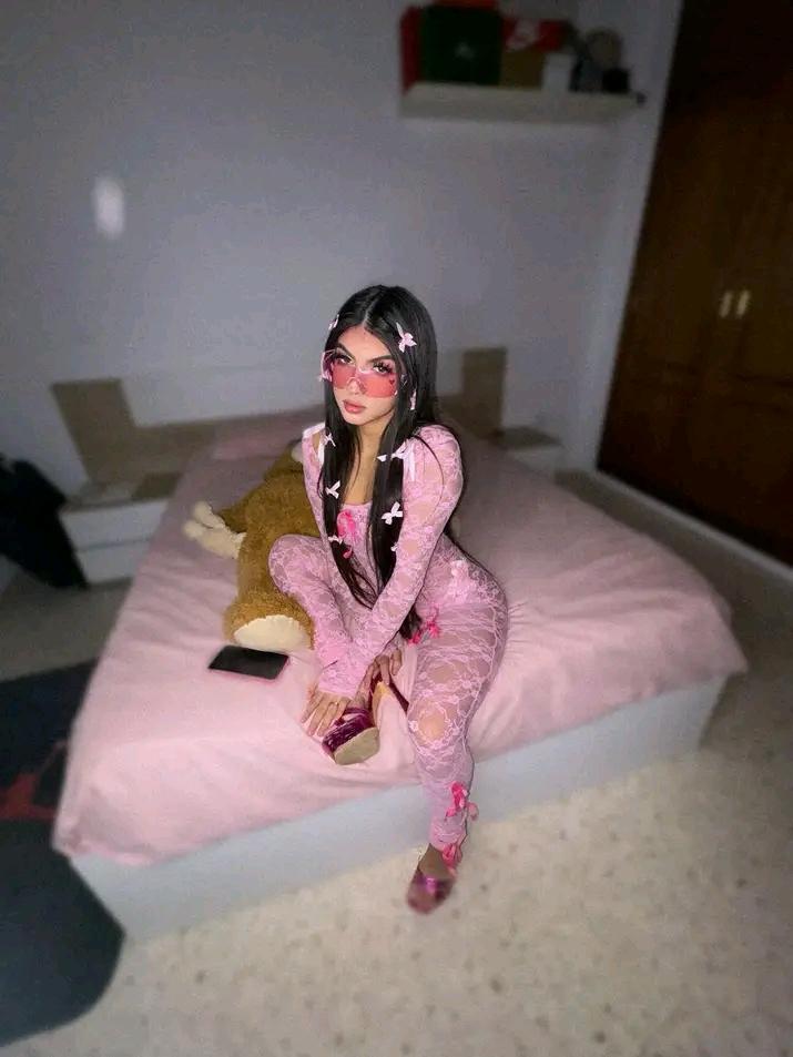 Chica busca chico en Tenerife: 