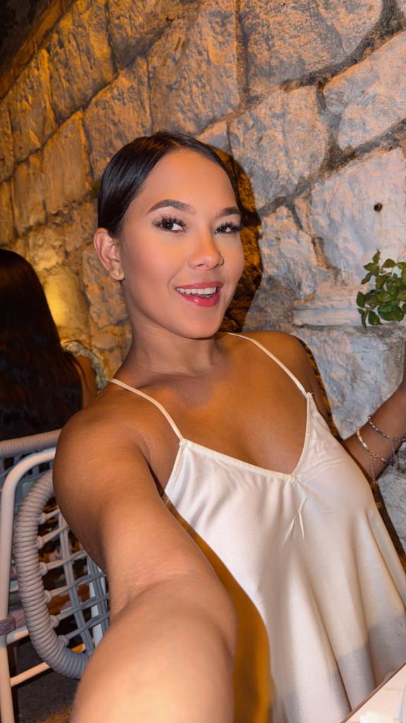 Chica busca chico en Tenerife: 