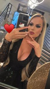 614295608: Transexual en Barcelona