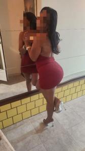 607342627: Chica busca chico en Barcelona