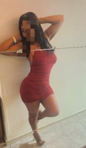 607342627: Chica busca chico en Barcelona