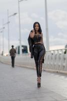667049720: Chica busca chico en Valencia