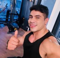 623320094: Chico busca chica en Madrid