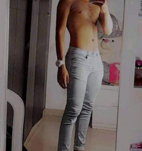 Chico busca chica en Almería: 