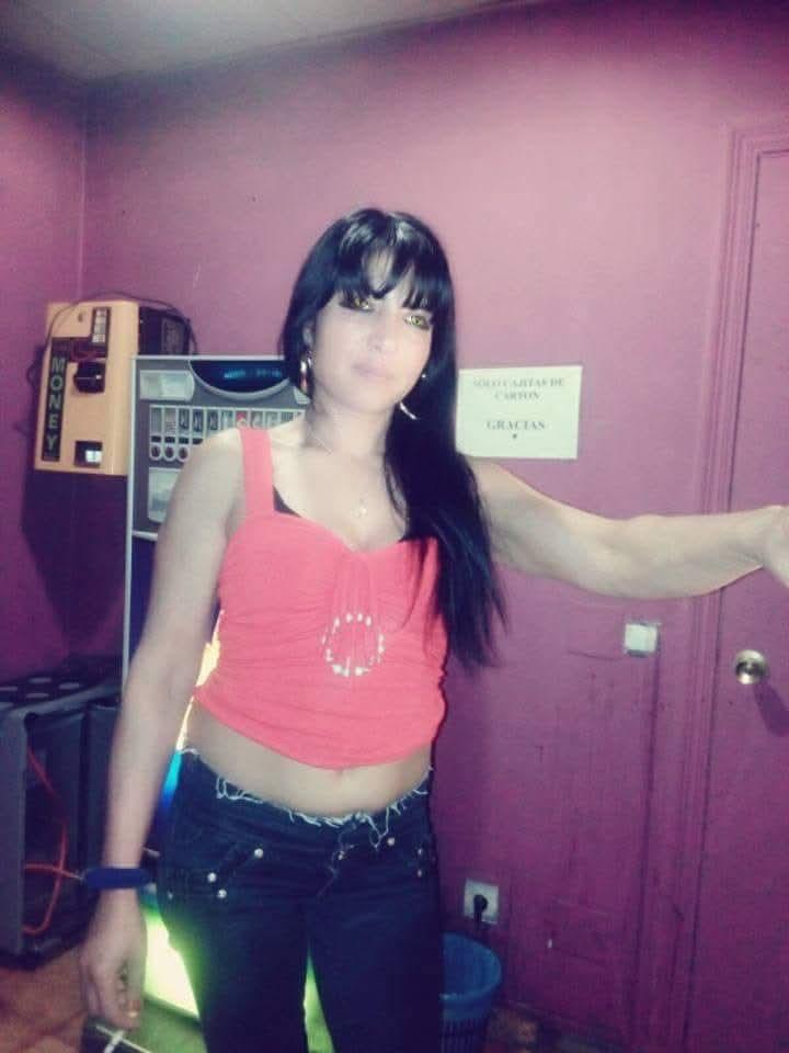 642510536: Chica busca chico en La Coruña