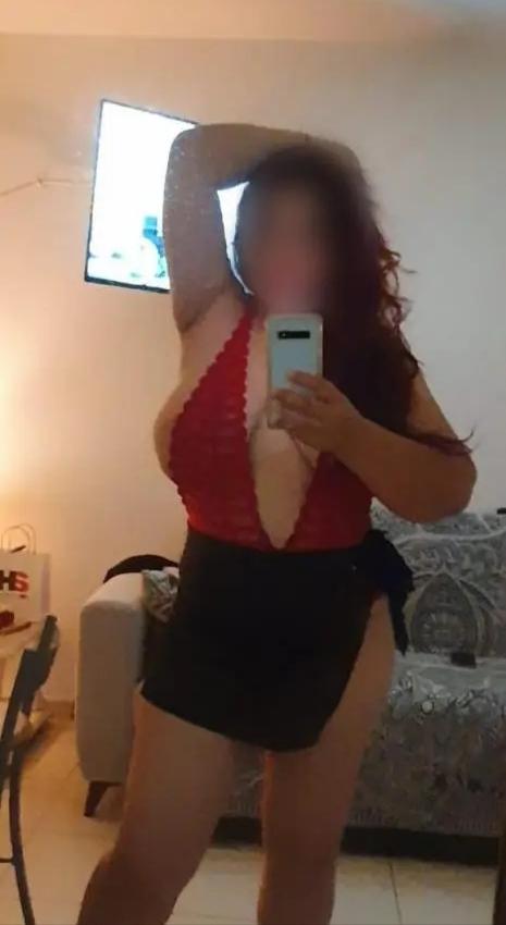 Chica busca chico en Almería: 