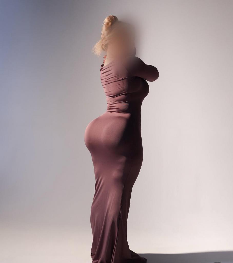 Chica busca chico en La Coruña: 