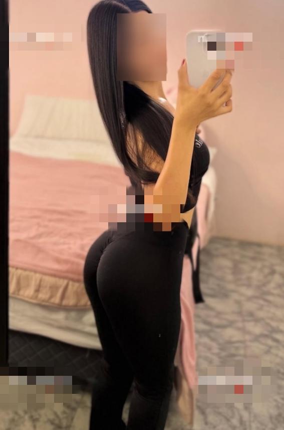 Chica busca chico en Almería: 